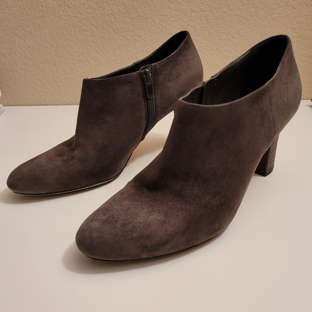 Via Spiga V-Padma Ankle Bootie